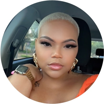 Tiana, a TRODELVY Ambassador